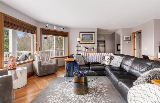 2011 Sandusky Road, Oak Harbor, WA 98277