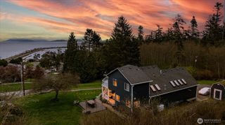 2011 Sandusky Road, Oak Harbor, WA 98277