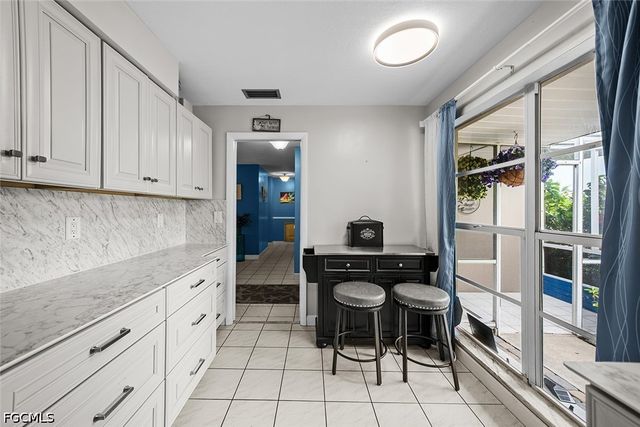 224 SE 43rd TER, Cape Coral, FL 33904