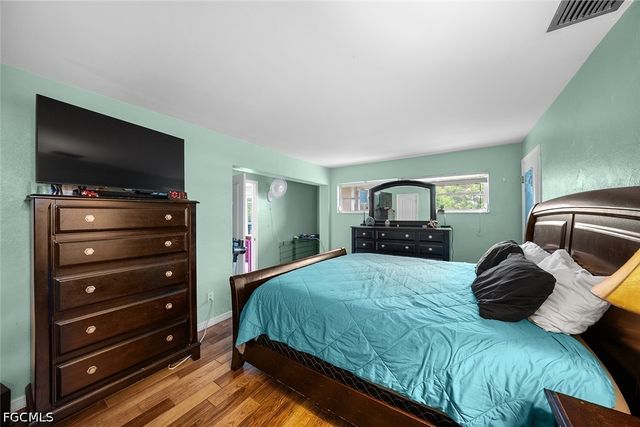 224 SE 43rd TER, Cape Coral, FL 33904