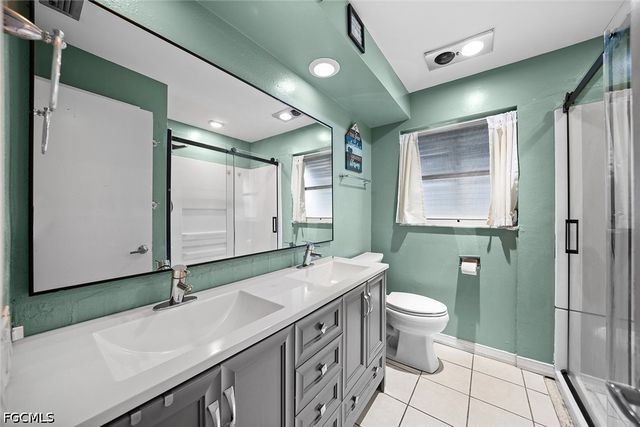 224 SE 43rd TER, Cape Coral, FL 33904