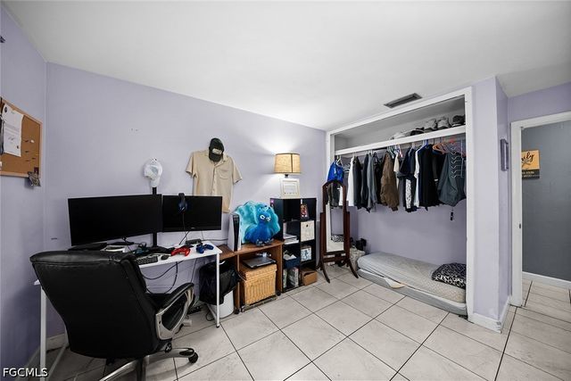 224 SE 43rd TER, Cape Coral, FL 33904