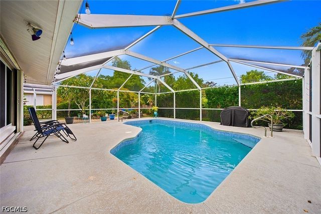 224 SE 43rd TER, Cape Coral, FL 33904