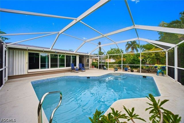 224 SE 43rd TER, Cape Coral, FL 33904