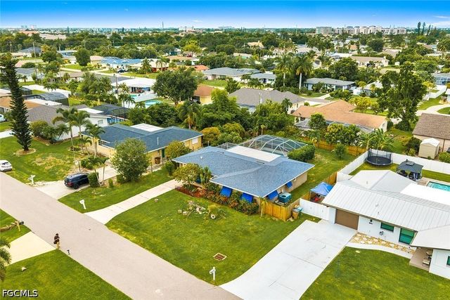 224 SE 43rd TER, Cape Coral, FL 33904