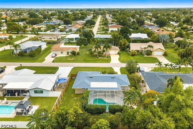 224 SE 43rd TER, Cape Coral, FL 33904