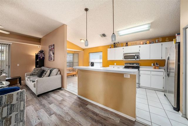 1653 PORTSMOUTH LAKE DRIVE, Brandon, FL 33511