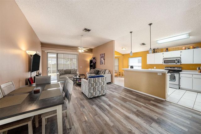 1653 PORTSMOUTH LAKE DRIVE, Brandon, FL 33511