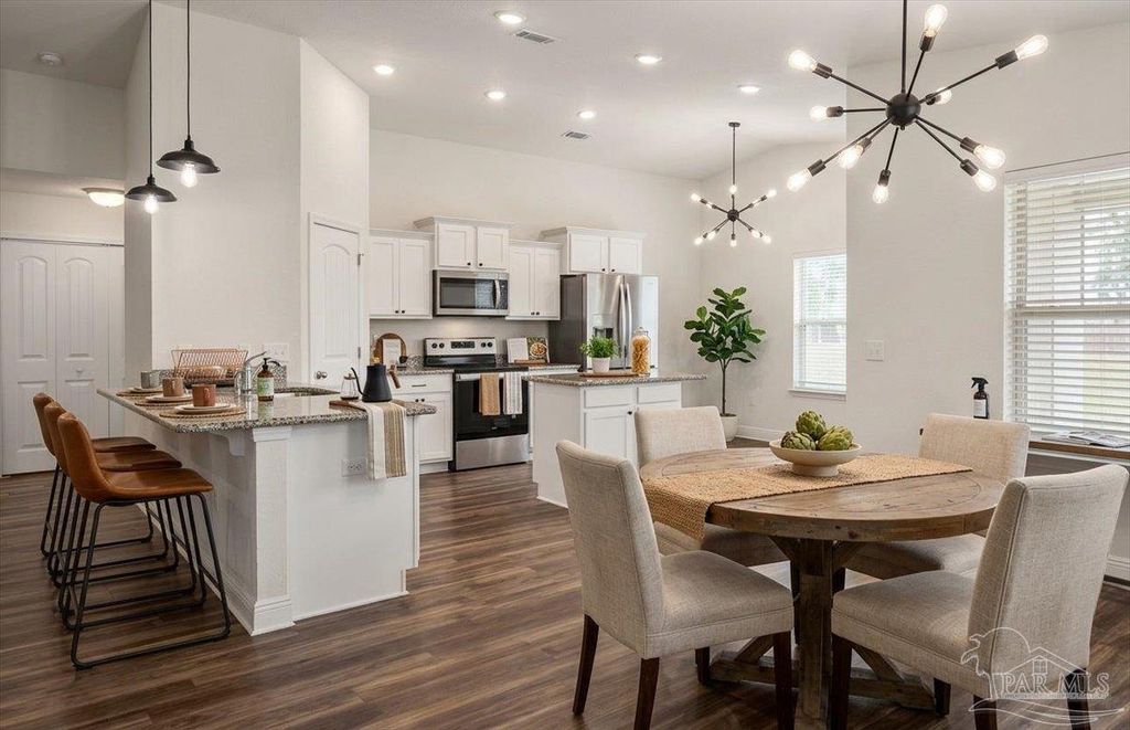 6257 Redberry Dr, Gulf Breeze, FL 32563