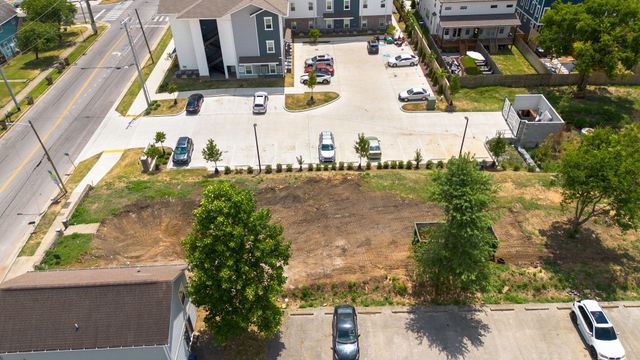 709 40th Ave, N, Nashville, TN 37209