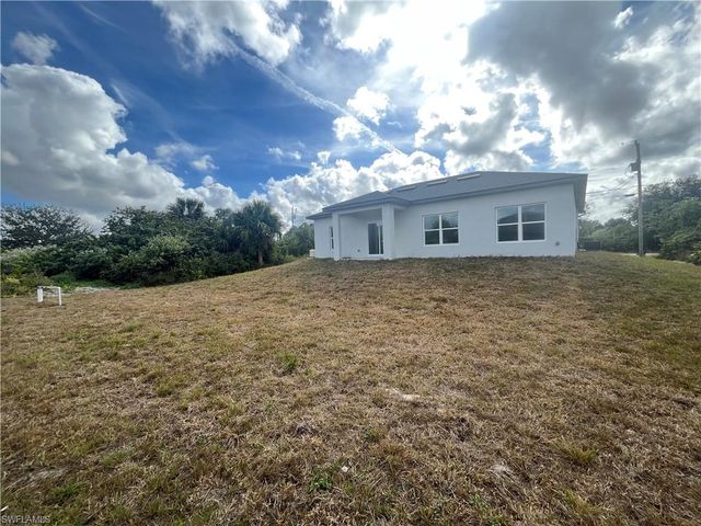 6007 Paula AVE N, Lehigh Acres, FL 33971