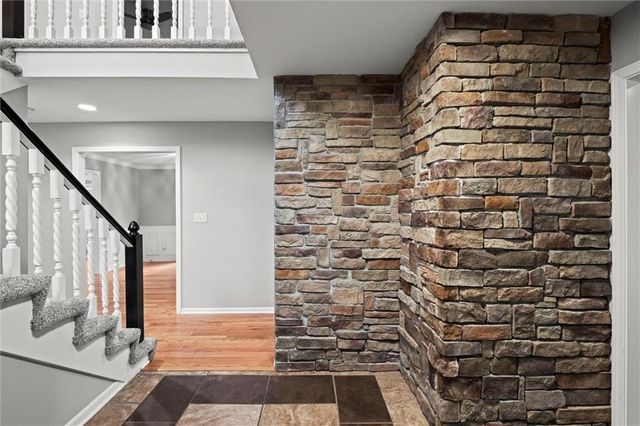 12343 PINEHURST Drive, Kansas City, KS 66109