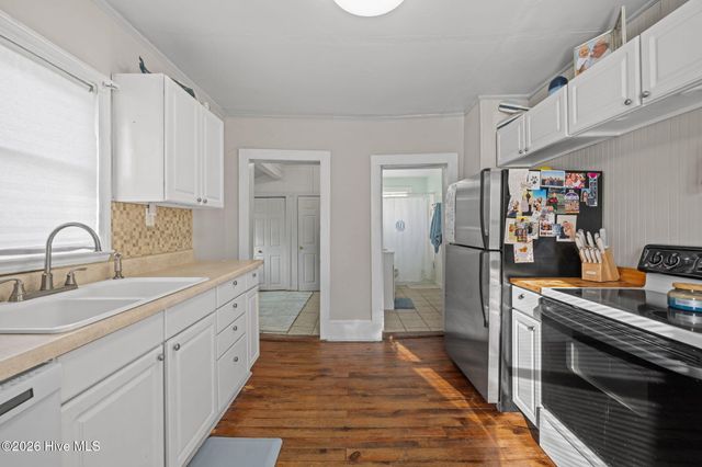 1304 Stallings Parkway, New Bern, NC 28562