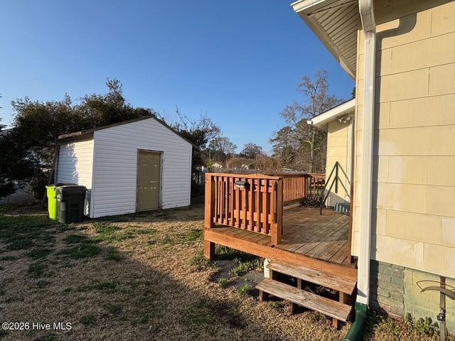 1304 Stallings Parkway, New Bern, NC 28562