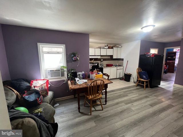 429 W ASHDALE ST, Philadelphia, PA 19120