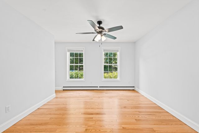 14 Davis Road, Merrimack, NH 03054