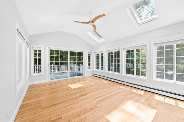 14 Davis Road, Merrimack, NH 03054