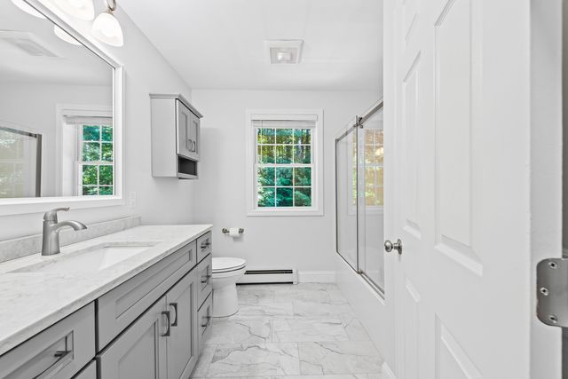 14 Davis Road, Merrimack, NH 03054