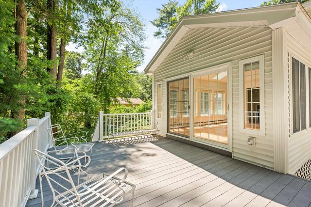 14 Davis Road, Merrimack, NH 03054