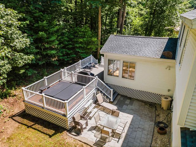 14 Davis Road, Merrimack, NH 03054