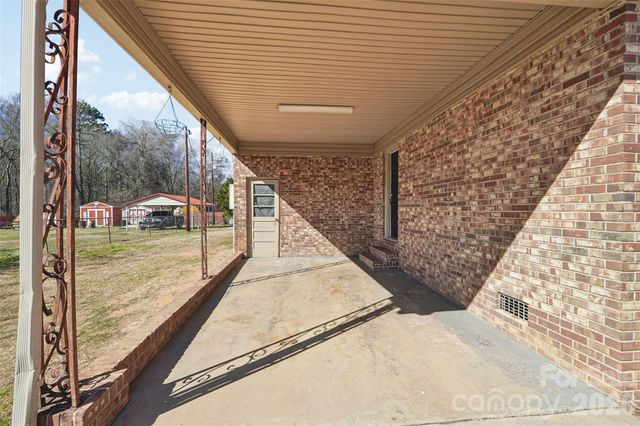 127 Mullinax Drive, Grover, NC 28073