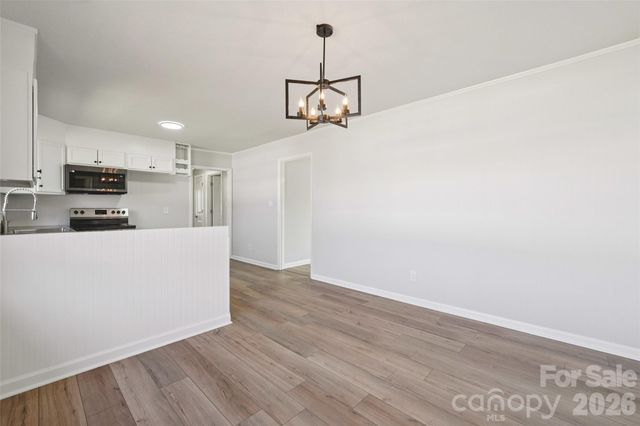 127 Mullinax Drive, Grover, NC 28073