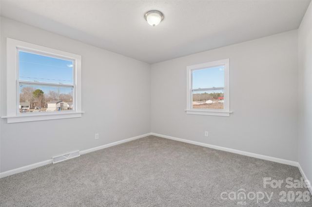 127 Mullinax Drive, Grover, NC 28073