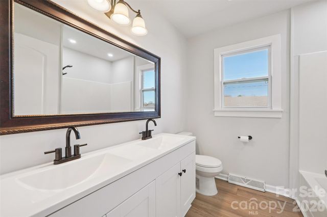 127 Mullinax Drive, Grover, NC 28073