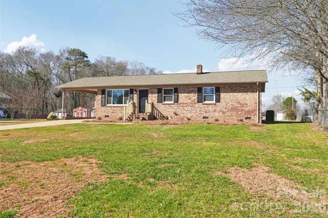 127 Mullinax Drive, Grover, NC 28073