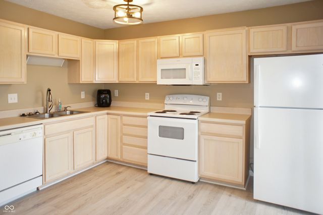4805 Kelvington Drive, Indianapolis, IN 46254