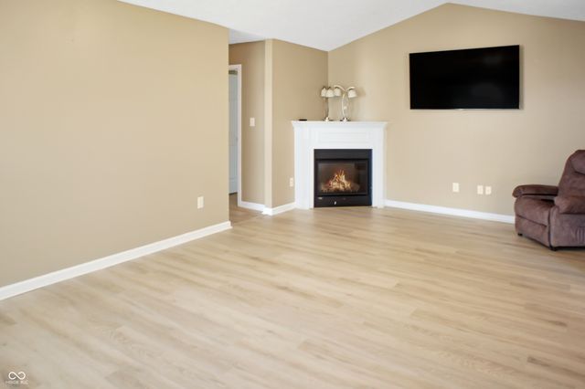4805 Kelvington Drive, Indianapolis, IN 46254