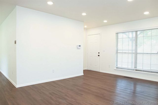 786 N Zenith Avenue, Tulsa, OK 74127
