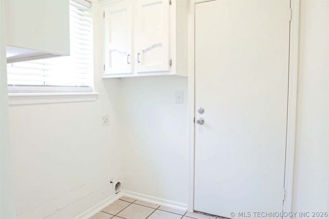 786 N Zenith Avenue, Tulsa, OK 74127
