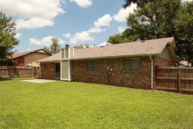 786 N Zenith Avenue, Tulsa, OK 74127