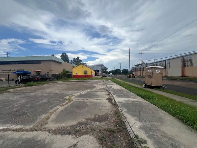 408 75th Street, Houston, TX 77011