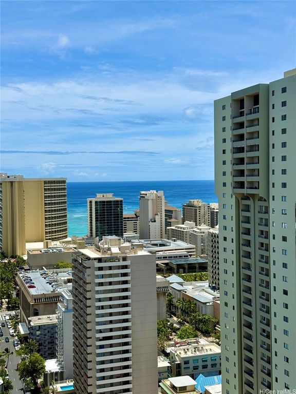 445 Seaside Avenue 4012, Honolulu, HI 96815