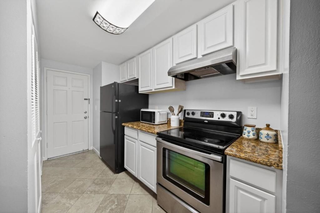 Image 10 of property listing at 5025 Pine Tree Terrace, Campbell, CA 95008