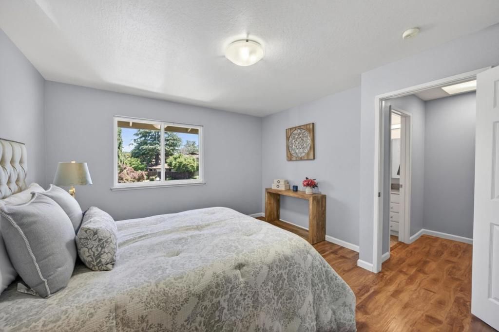 Image 23 of property listing at 5025 Pine Tree Terrace, Campbell, CA 95008