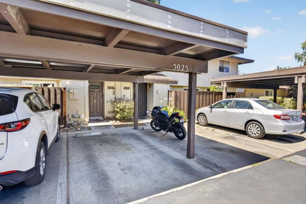 Image 33 of property listing at 5025 Pine Tree Terrace, Campbell, CA 95008