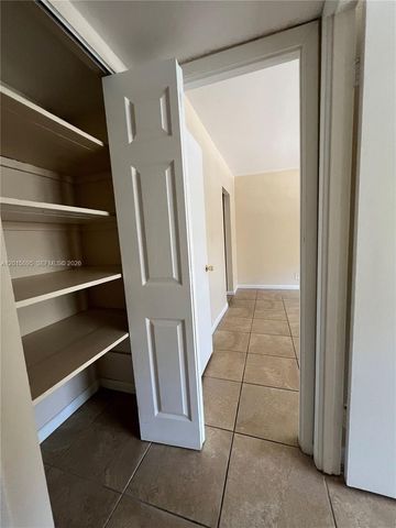 401 Golden Isles Dr 314, Hallandale Beach, FL 33009