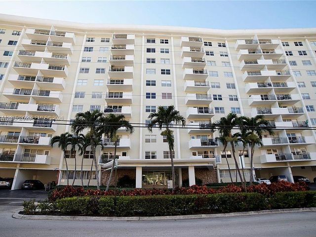 401 Golden Isles Dr 314, Hallandale Beach, FL 33009