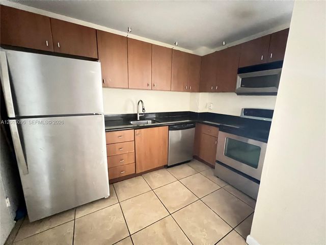 401 Golden Isles Dr 314, Hallandale Beach, FL 33009