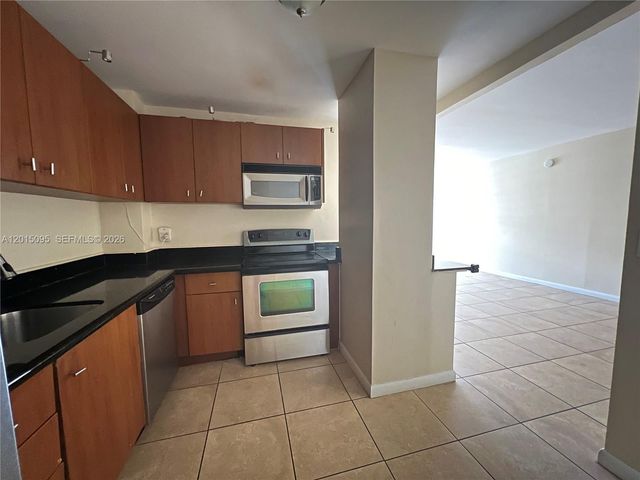 401 Golden Isles Dr 314, Hallandale Beach, FL 33009