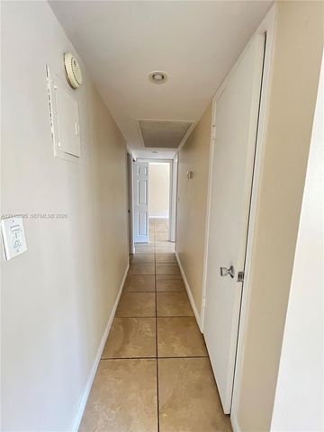 401 Golden Isles Dr 314, Hallandale Beach, FL 33009