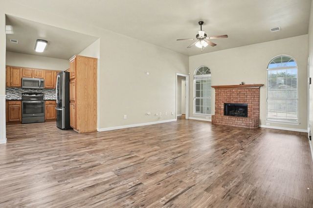 307 Modene Avenue, Waxahachie, TX 75165