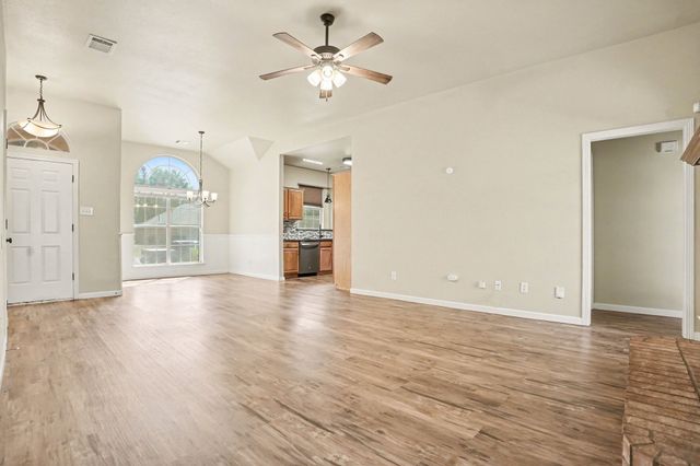 307 Modene Avenue, Waxahachie, TX 75165