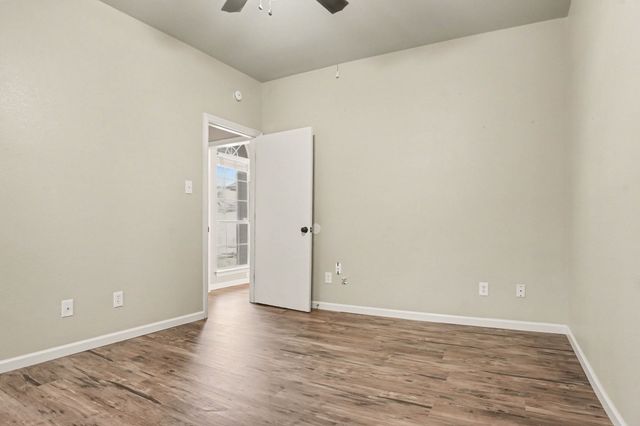 307 Modene Avenue, Waxahachie, TX 75165