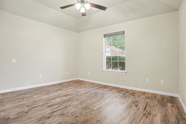 307 Modene Avenue, Waxahachie, TX 75165
