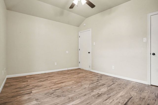 307 Modene Avenue, Waxahachie, TX 75165