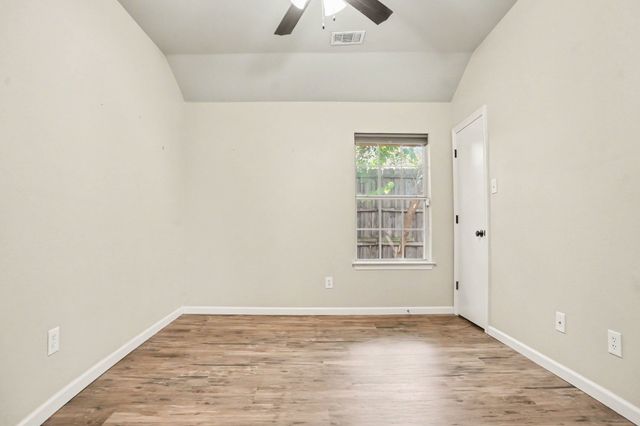 307 Modene Avenue, Waxahachie, TX 75165